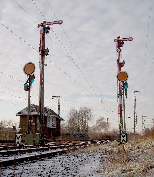 Formsignale an Bahnstrecken, Ampeln für den Schienenverkehr